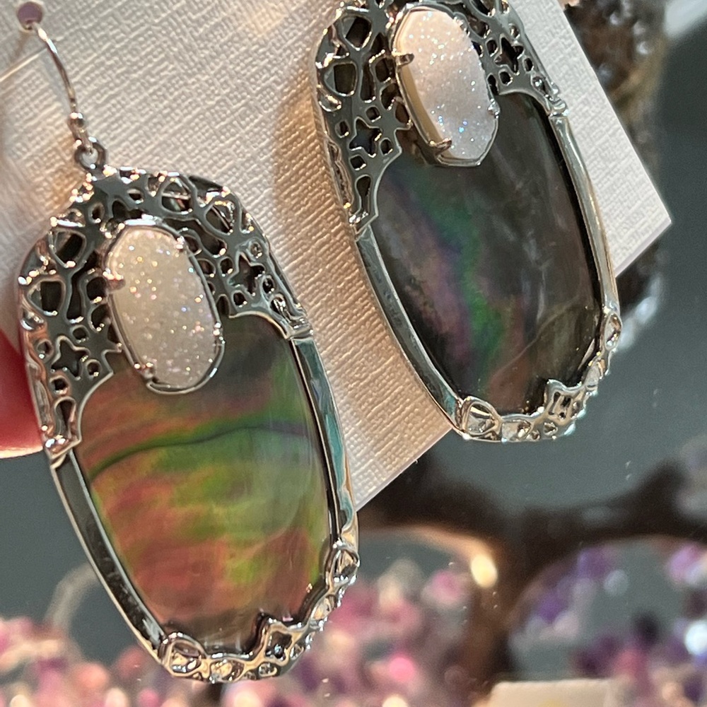 NWT Kendra Scott Deva Earrings Black Pearl Iridescent Drusy & Silver SUPER RARE - Picture 4 of 16